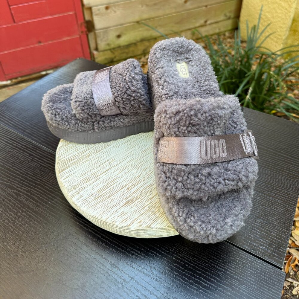 UGG Fluffita Plush Shearling Slide Sandals Women's 10 Purple Cottagecore Cozy